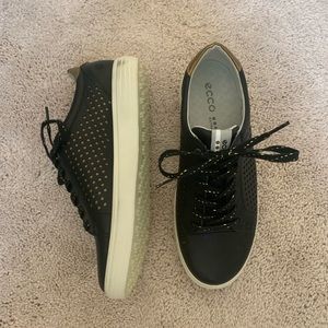 Ecco black shoes